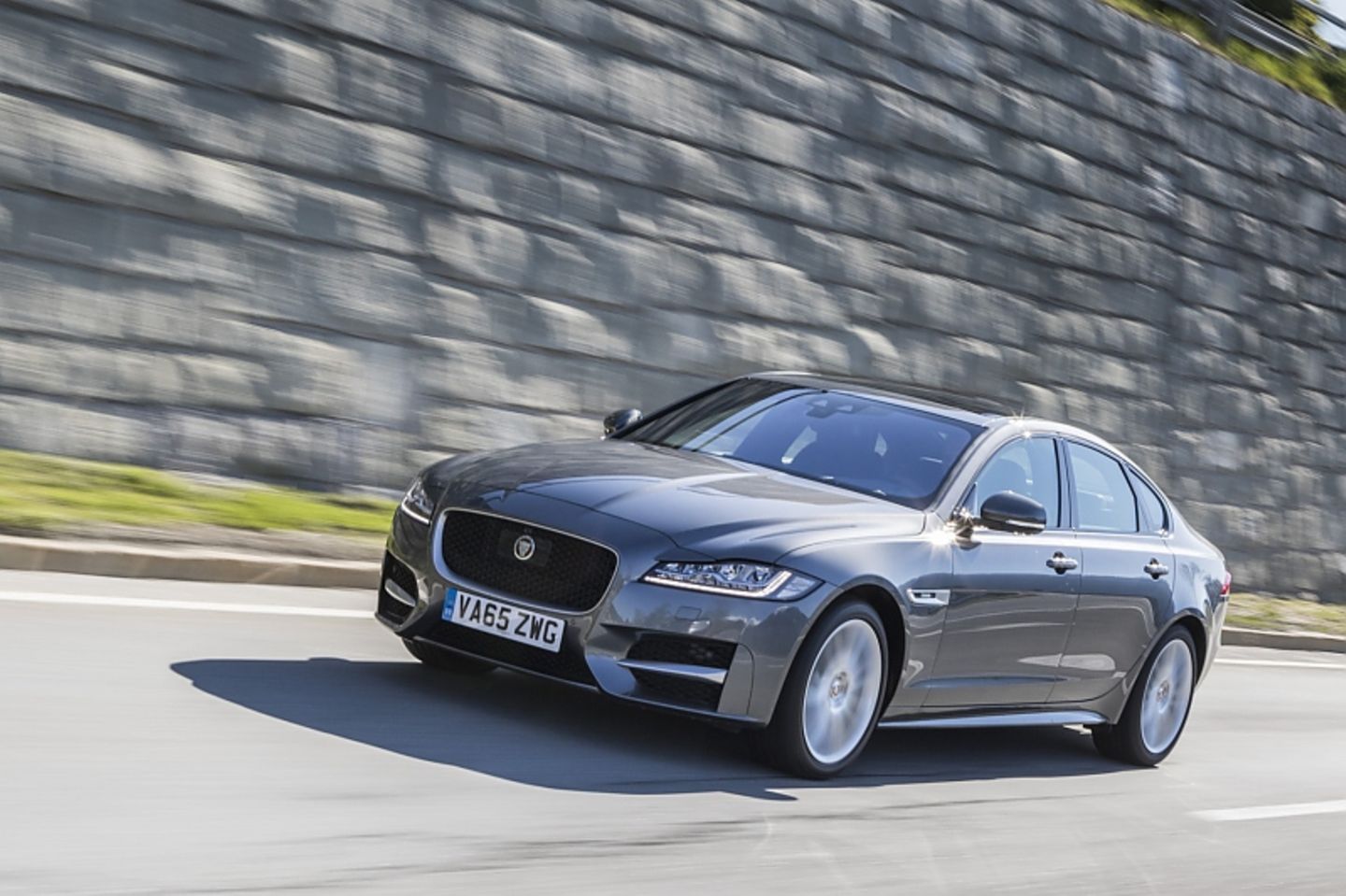 Jaguar XF 2.0d AWD