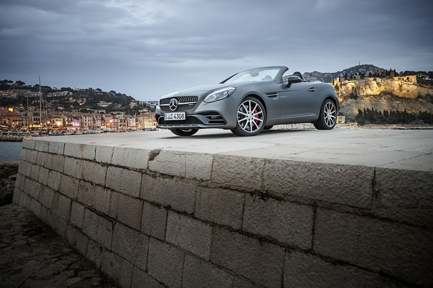 Mercedes AMG SLC 43