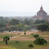 Die Ruinen der Stupas von Bagan