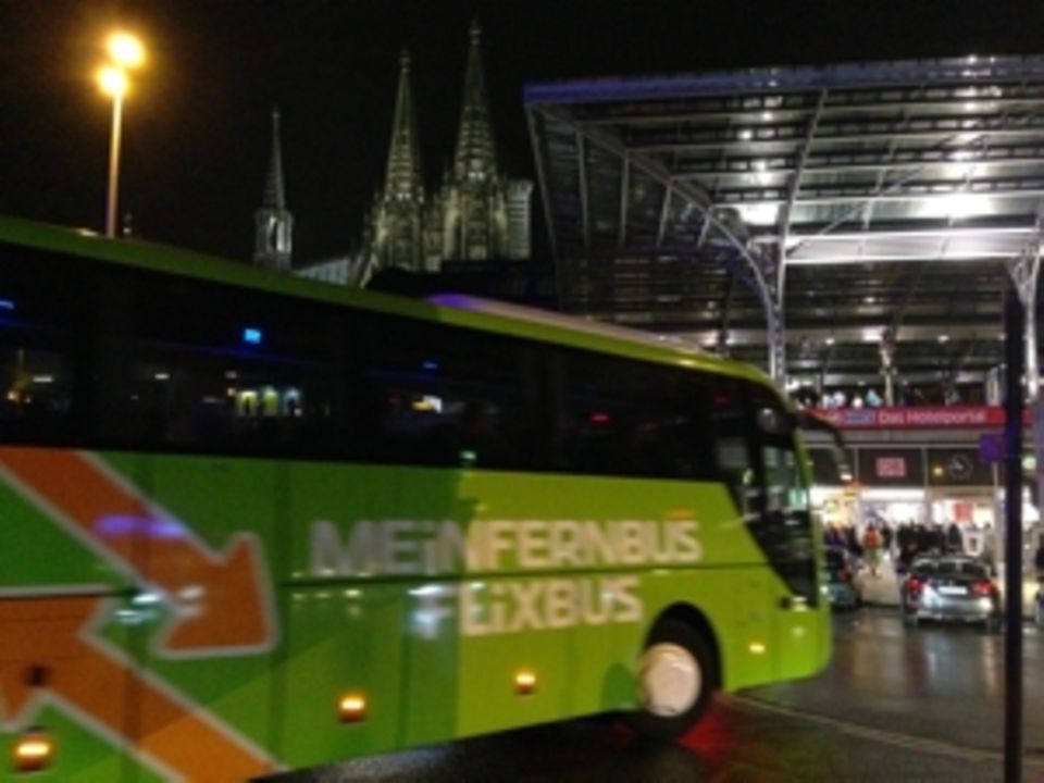 Neulich im Auto: Fernbusse in Köln Neulich im Auto: Fernbusse in Köln