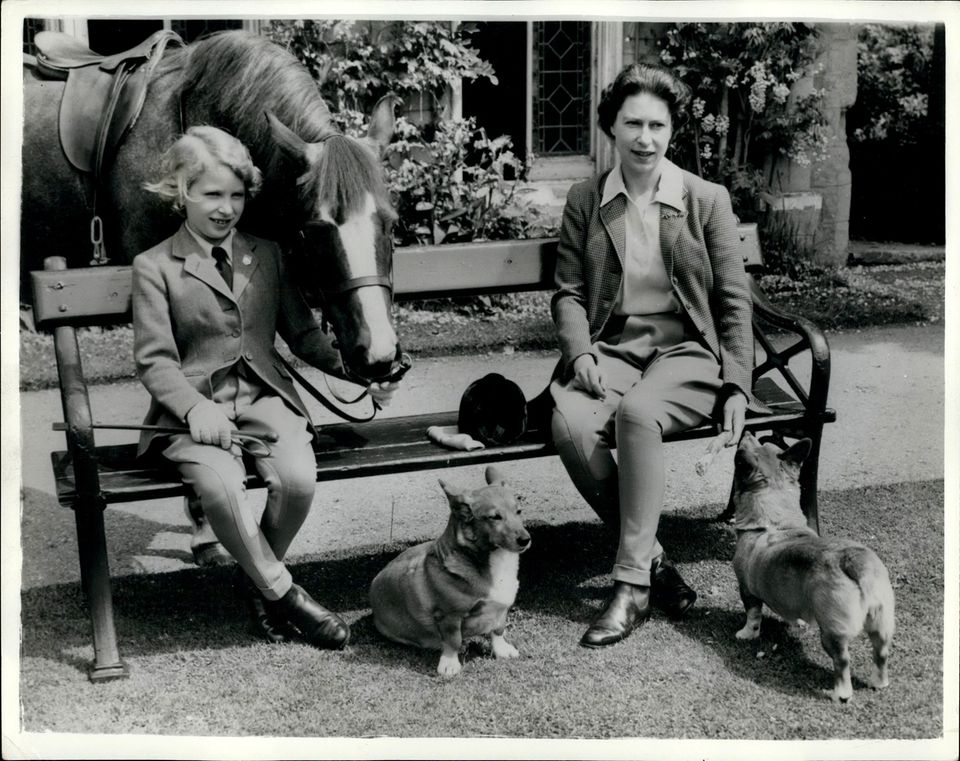 Königin Elisabeth II mit ihrer einzigen Tocher Prinzessin Anne