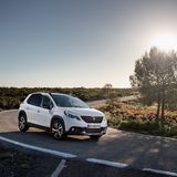 Der Peugeot 2008 ist 4,16 Meter lang,...