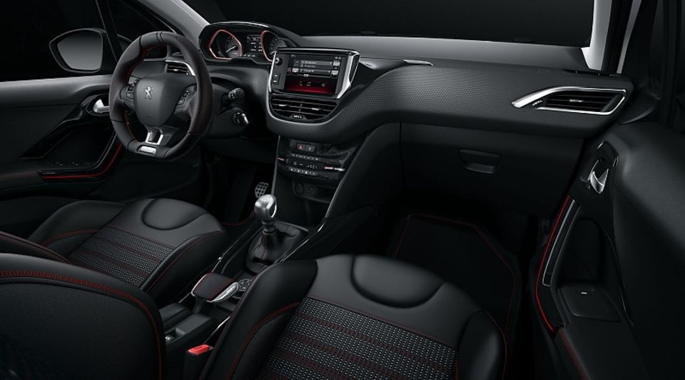 Das Cockpit des Peugeot 2008. Das Cockpit des Peugeot 2008.