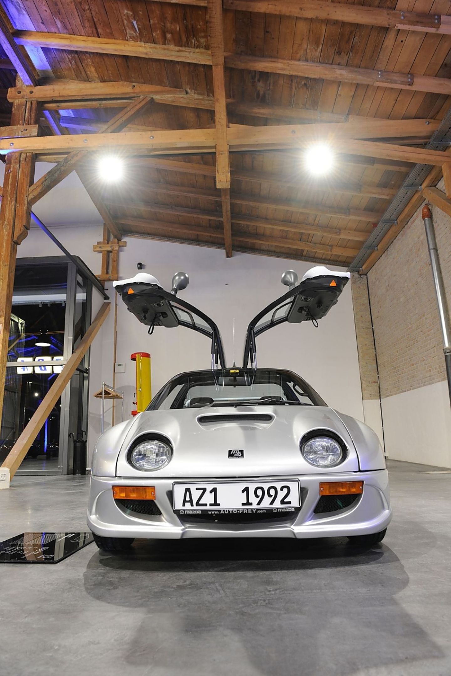 Flotter Flirter der Mazda AZ1