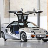 Der AZ1 hat Flügeltüren