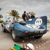 Mille Miglia - jeden Morgen wird vor dem Start gearbeitet