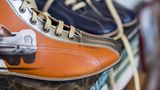 Die Schuhe sind maßgeschneidert