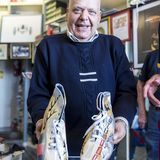 Ciccio mit zwei seiner Kreationen