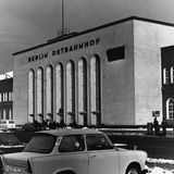 Der Berliner Ostbahnhof, der bis 1950 Schlesischer Bahnhof hieß