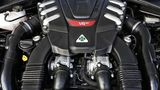 Der V6-Motor feuert 510 PS auf die Kurbelwelle