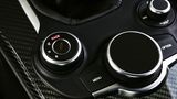Das Bedienkonzept erinnert an BMW