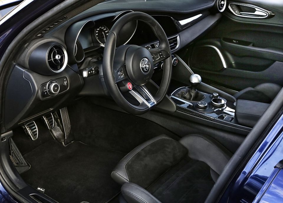 Das Cockpit ist übersichtlich