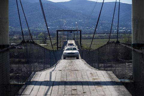 Skoda Euro Trek 2016 - 289 Meter Präzisionsarbeit auf der Hängebrücke