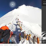 Abgestellte Sauerstoffflaschen auf dem Gipfelgrad