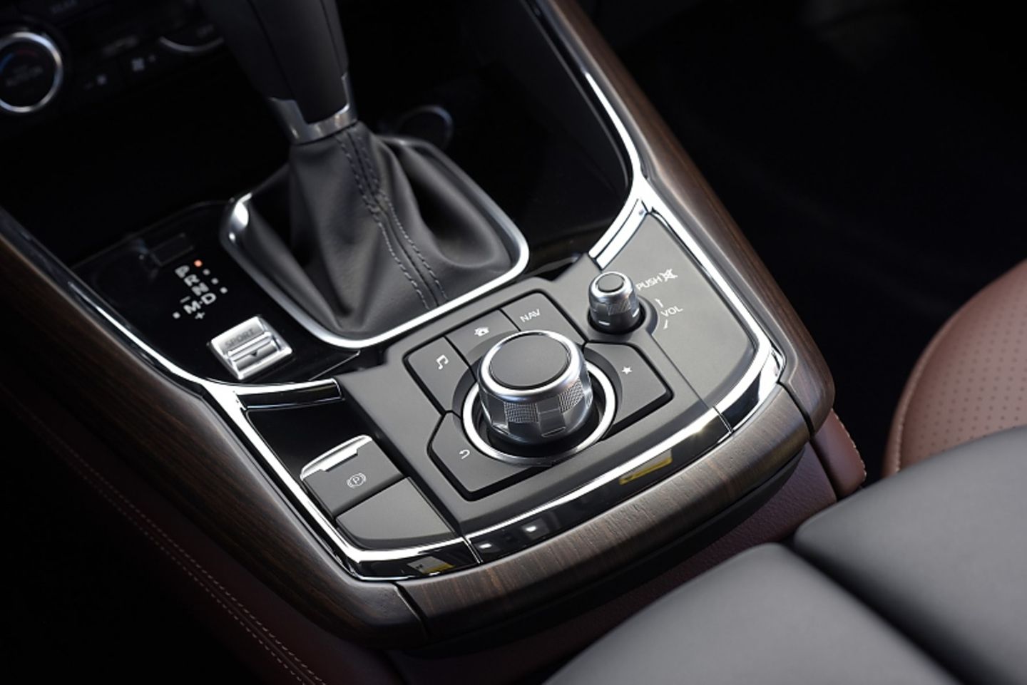 Mazda CX 9 2.5T AWD - die Sechsgang-Automatik ist serienmäßig
