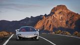 Der McLaren 570GT ist 2,10 Meter breit,...