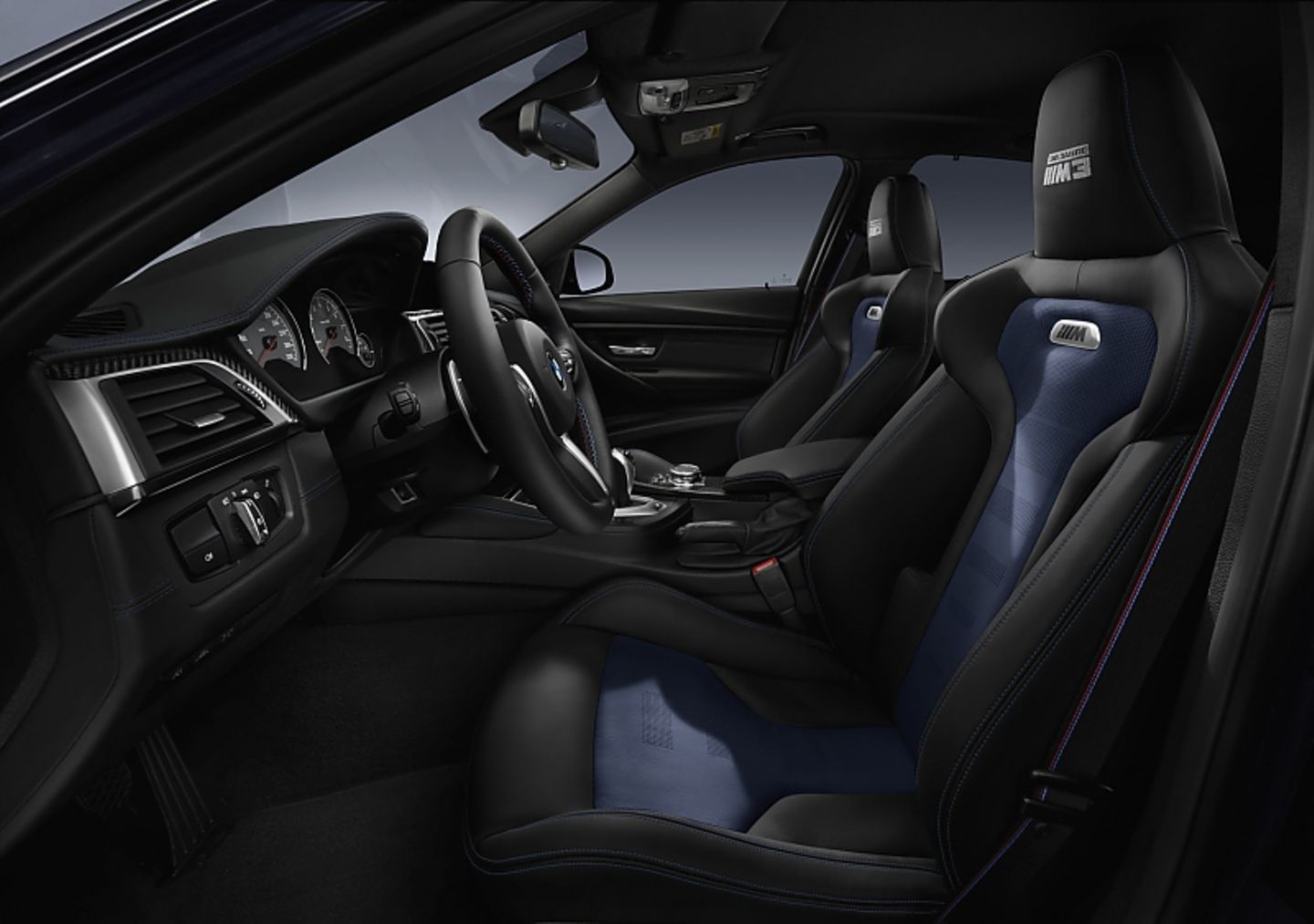 Der Innenraum des BMW M3 30 Jahre