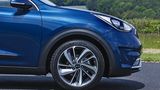Der Kia Niro rollt auf optionalen 18-Zoll-Felgen