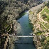 Hängebrücke des Paiva Walkways von oben
