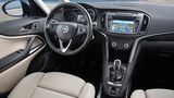 Opel Zafira 2016 - zudem gibt es einen neues Armaturenbrett