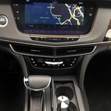 Cadillac CT6 3.6 AWD - der Touch-Screen in der Mittelkonsole