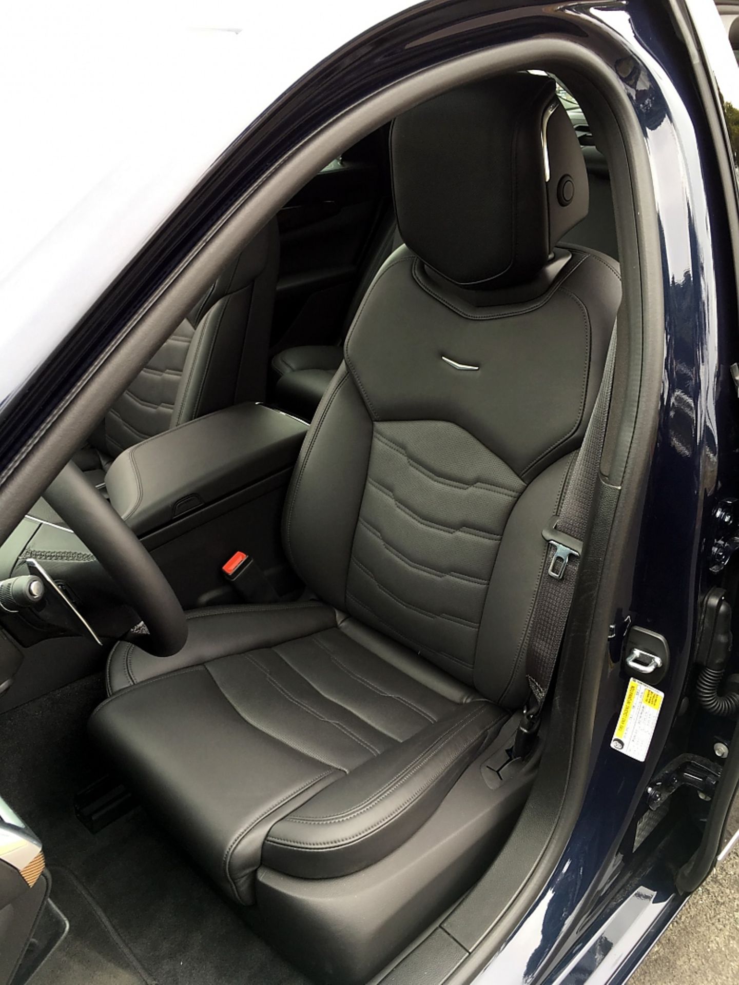 Cadillac CT6 3.6 AWD - er glänzt mit bequemen Sitzen