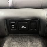 Cadillac CT6 3.6 AWD - Strom- und USB-Anschlüsse im Fond