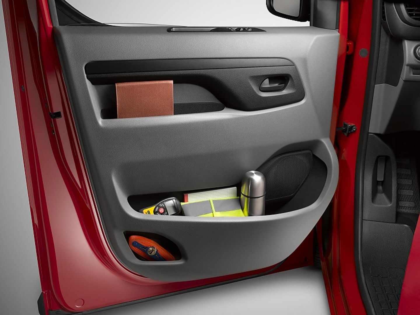 Türablagen im Citroen Jumpy