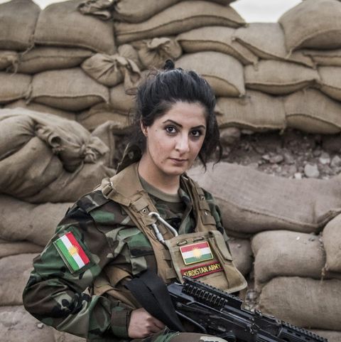Freiwillige Kämpferinnen sind die Aushängeschilder der kurdischen Kämpfer.