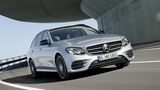Mercedes E Klasse T-Modell - von vorn der übliche Mercedes-Look