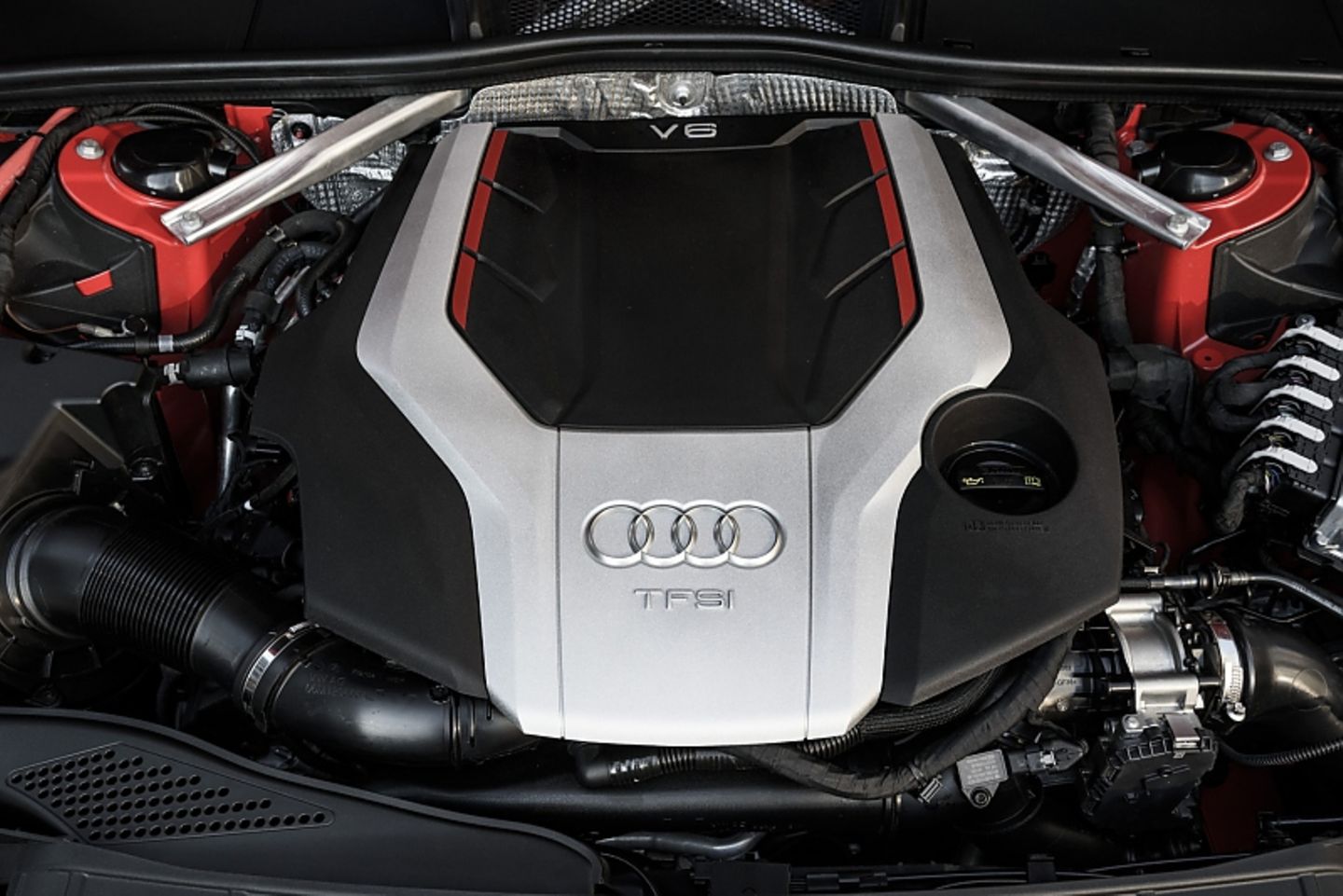 Audi S4 - 260 kW / 354 PS