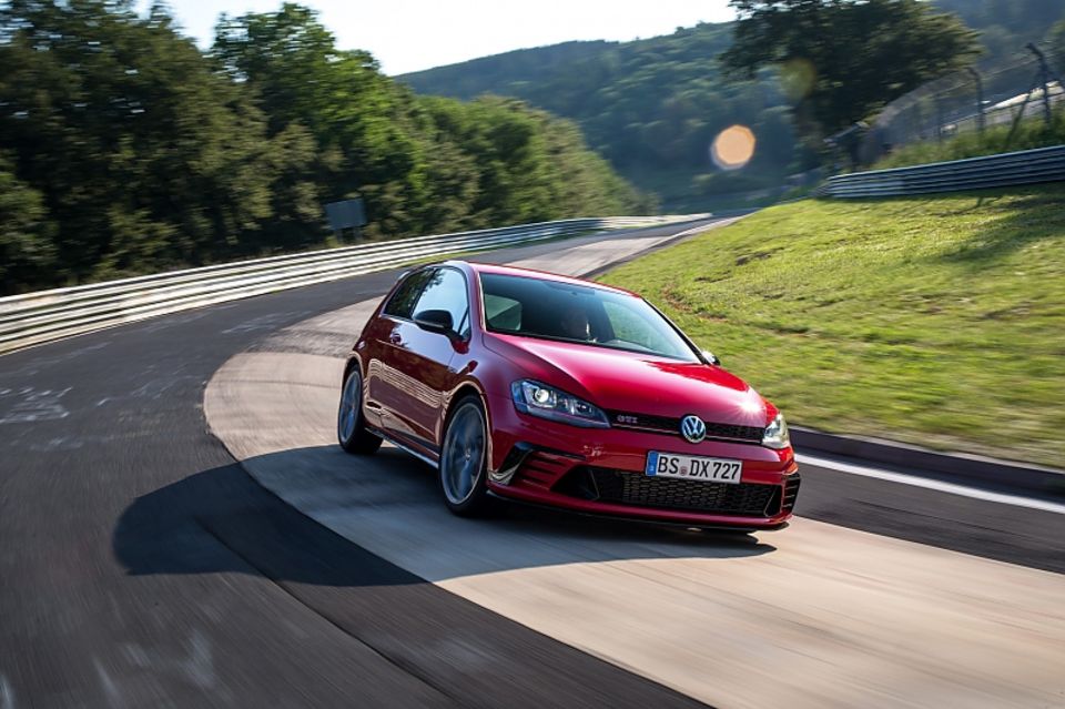 Kurvenstar | STERN.de