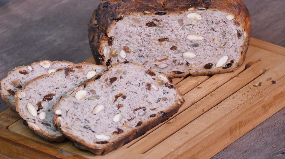 Einfache Küche: So gelingt ein köstliches Müslibrot