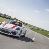 Die Höchstgeschwindigkeit beträgt 323 km/h