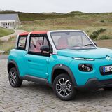 Für das Fixieren der Planen braucht man Übung