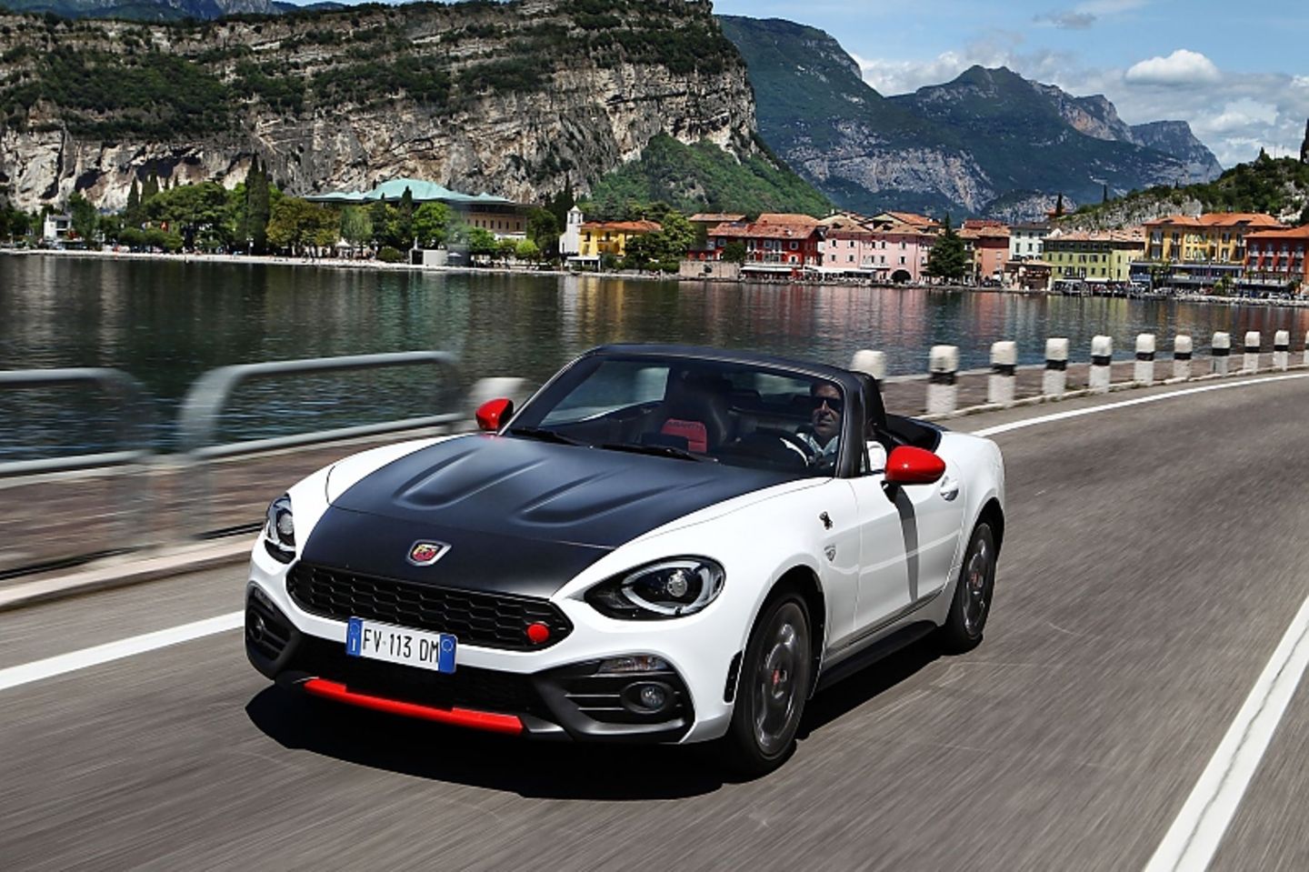 Der Abarth 124 Spider ist ab Ende September zu haben
