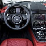 Der Innenraum ist etwas in die Jahre gekommen