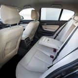 Im Fond wird es ziemlich eng