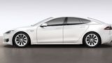 Tesla Model S Modell 2017 - 4,97 Meter lang