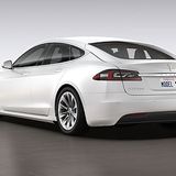 Tesla Model S Modell 2017 - am Heck hat sich fast nichts getan