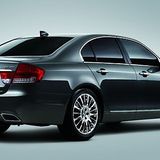 Die Hinterachse hat eine Luftfederung