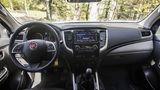 Das Cockpit des Fiat Fullback.