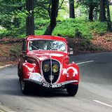 Dieser Peugeot 202 von 1938 hatte mit der Strecke in den Niederlanden keinerlei Probleme.
