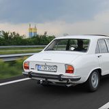 Dieser Peugeot 504 kam direkt aus Köln zum Treffen in den Niederlanden.