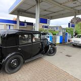 Auch alte Autos brauchen Sprit.