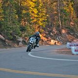 Weder Auslaufzonen noch sonstige Sicherheitsmerkmale sind hier zu finden.