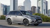Der Mitsubishi Outlander PHEV wiegt 1.982 Kilogramm