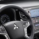 Der Leder-Lenkradkranz ist ziemlich glatt