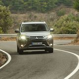 Nach elf Sekunden erreicht der Mitsubishi Outlander PHEV die 100-km/h-Marke