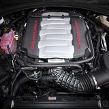 Der 6.2-Liter-V8-Motor leistet 453 PS